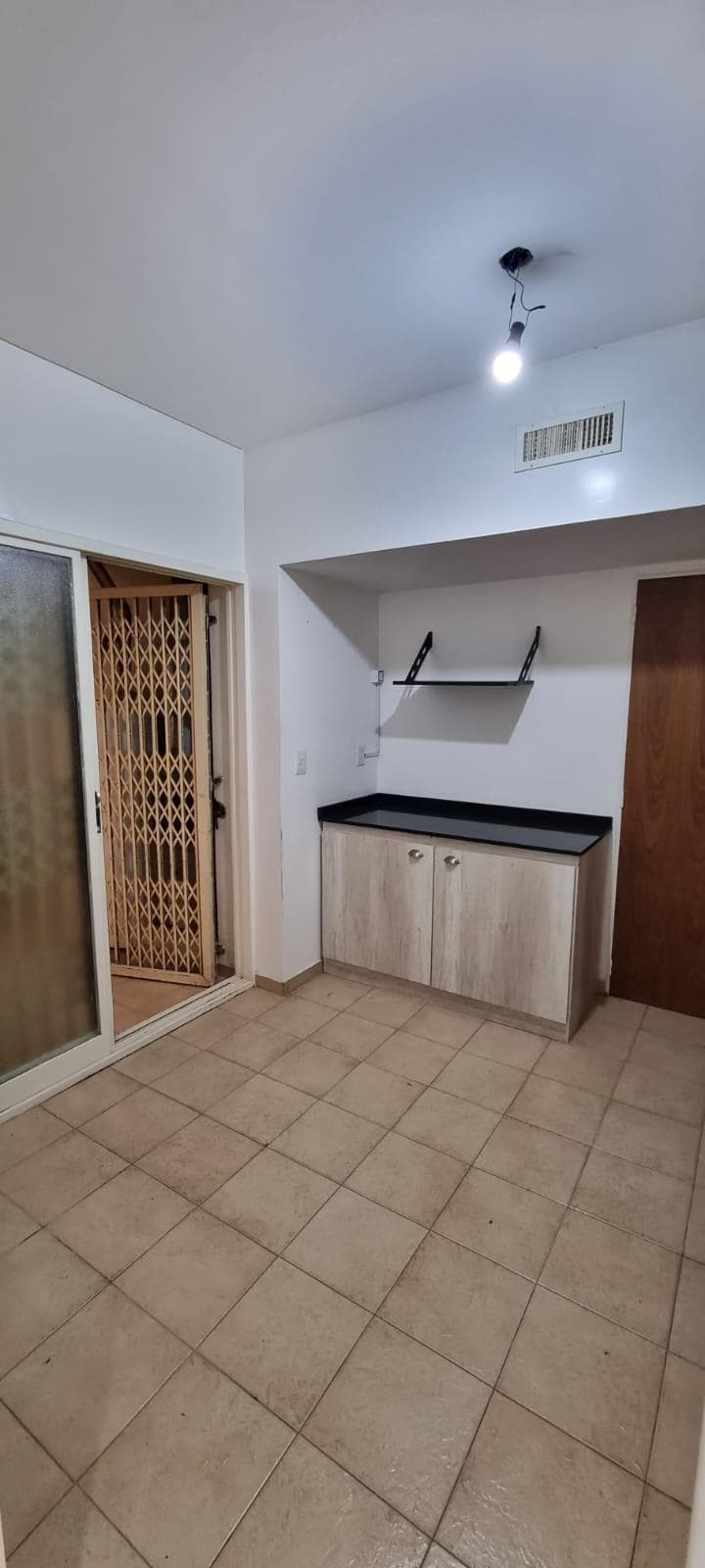 Semipiso 4 ambientes con cochera y terraza — foto 4